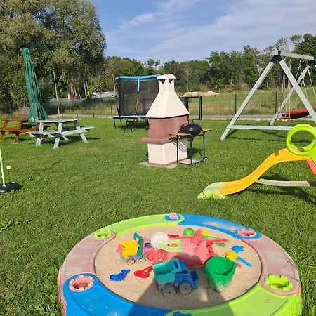 Domki Przy Marinie Wapnica 6 Km Od Miedzyzdrojow Exterior foto